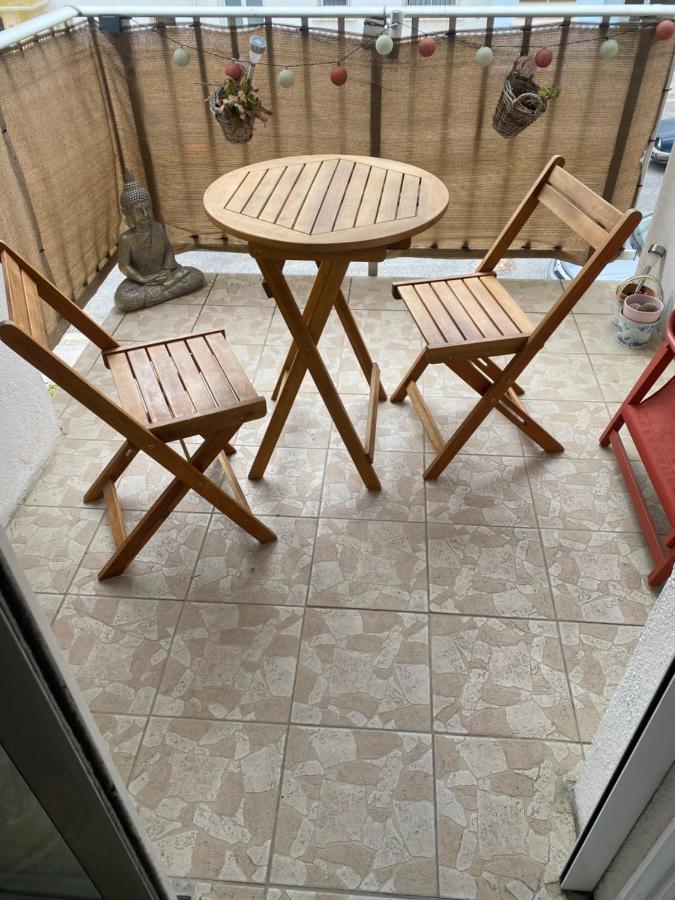 Cosy T2 avec terrasse à 5 min de la plage Sète Esterno foto