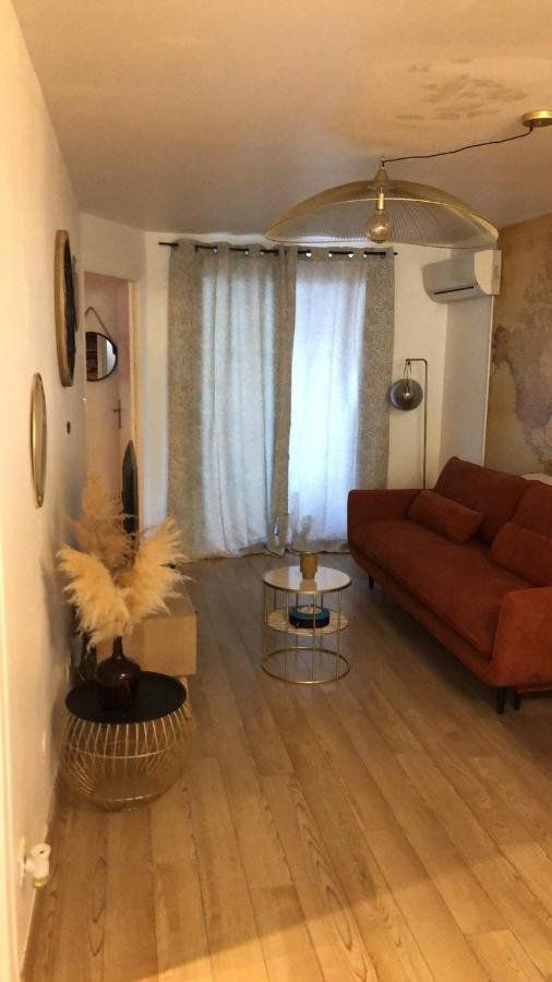 Cosy T2 avec terrasse à 5 min de la plage Sète Esterno foto
